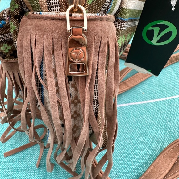 Verde Mini Bag Convertible Backpack - Picture 8 of 9